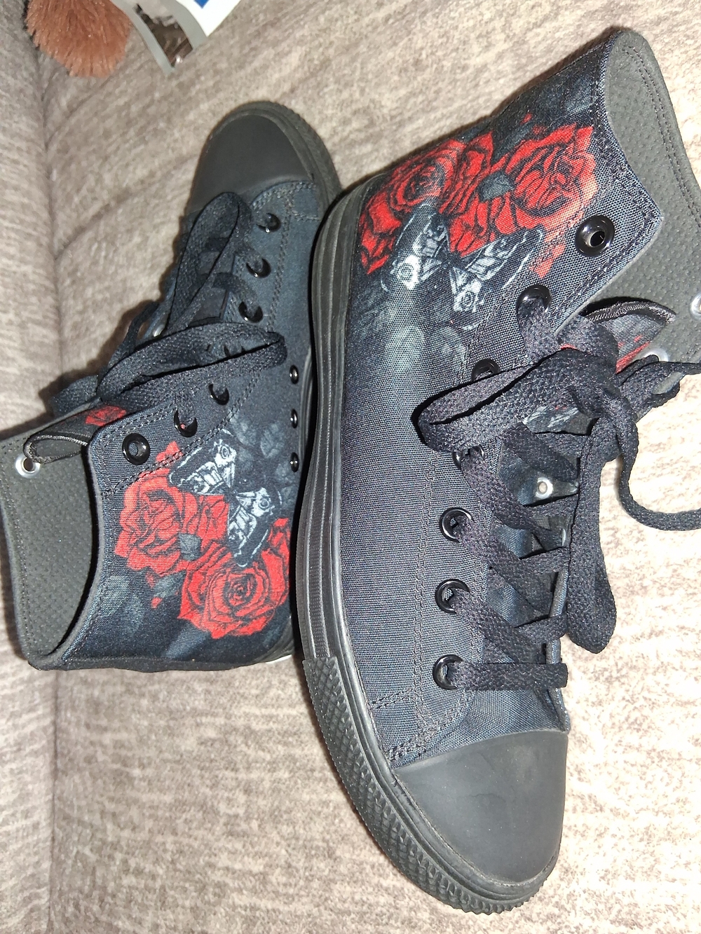 RAAD Shop Black Canvas Skulls and Roses High Top Sneakers - Size Men’s 8 / Women